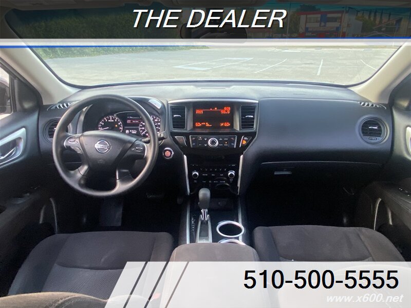 2014 Nissan Pathfinder S  1 Owner