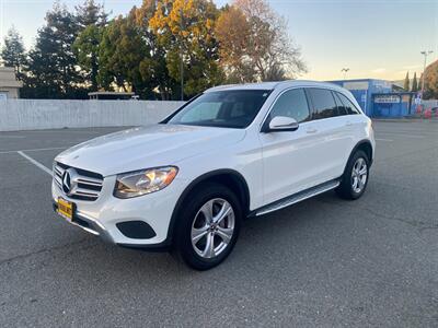 2018 Mercedes-Benz GLC 300   - Photo 3 - Fremont, CA 94536