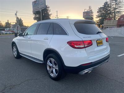 2018 Mercedes-Benz GLC 300   - Photo 19 - Fremont, CA 94536