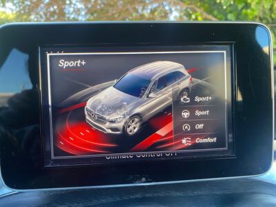 2018 Mercedes-Benz GLC 300   - Photo 38 - Fremont, CA 94536