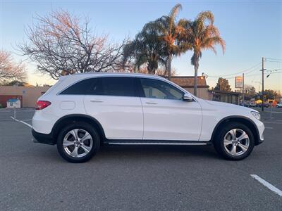 2018 Mercedes-Benz GLC 300   - Photo 13 - Fremont, CA 94536