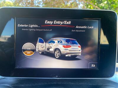 2018 Mercedes-Benz GLC 300   - Photo 48 - Fremont, CA 94536