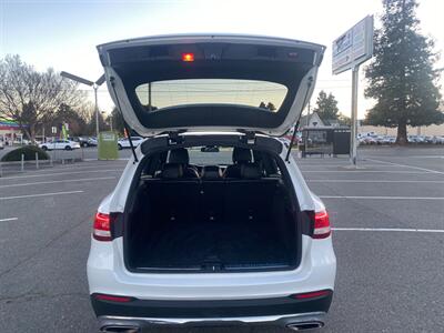 2018 Mercedes-Benz GLC 300   - Photo 14 - Fremont, CA 94536