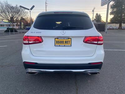 2018 Mercedes-Benz GLC 300   - Photo 17 - Fremont, CA 94536