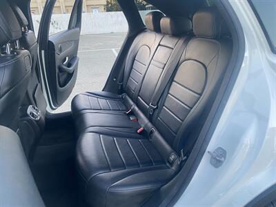 2018 Mercedes-Benz GLC 300   - Photo 12 - Fremont, CA 94536