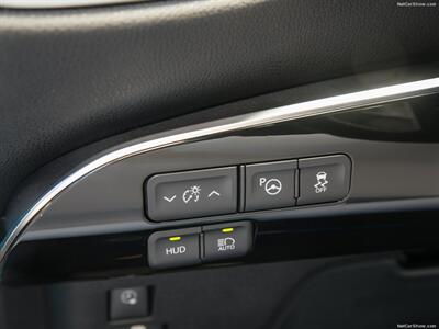 2017 Toyota Prius Prime Plus   - Photo 44 - Fremont, CA 94536