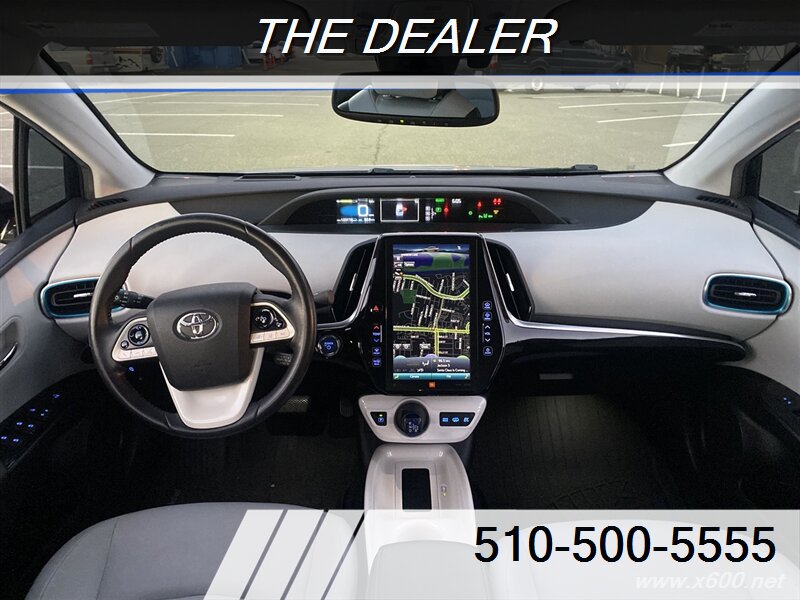 2017 Toyota Prius Prime Plus  