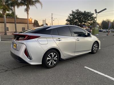2017 Toyota Prius Prime Plus   - Photo 25 - Fremont, CA 94536