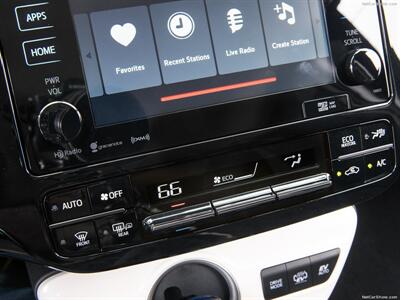 2017 Toyota Prius Prime Plus   - Photo 34 - Fremont, CA 94536