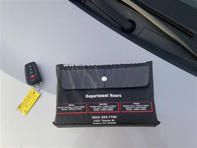 2017 Toyota Prius Prime Plus   - Photo 41 - Fremont, CA 94536