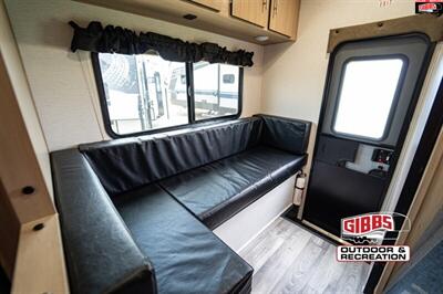 2024 TRAVEL LITE UP COUNTRY 850U   - Photo 21 - Waco, TX 76712