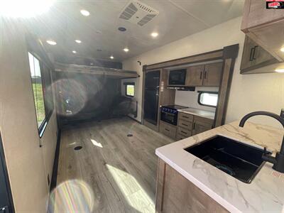 2025 KEYSTONE RV IMPACT 2915   - Photo 15 - Waco, TX 76712