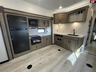 2025 KEYSTONE RV IMPACT 2915   - Photo 20 - Waco, TX 76712