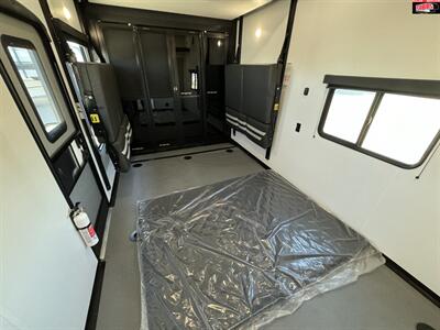 2025 KEYSTONE RV IMPACT 367   - Photo 12 - Waco, TX 76712