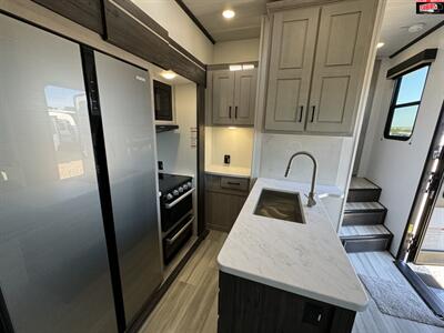 2025 KEYSTONE RV IMPACT 367   - Photo 11 - Waco, TX 76712