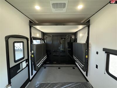 2025 KEYSTONE RV IMPACT 367   - Photo 13 - Waco, TX 76712