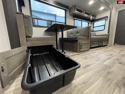 2024 VENTURE RV SPORTTREK 333VIK   - Photo 25 - Waco, TX 76712