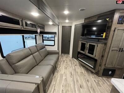 2024 VENTURE RV SPORTTREK 333VIK   - Photo 27 - Waco, TX 76712