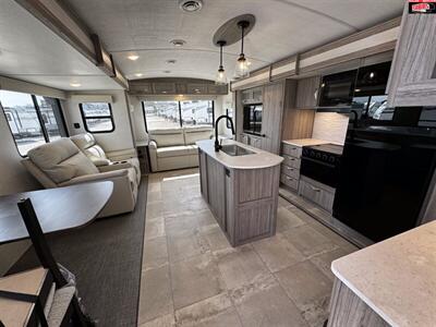 2024 KEYSTONE RV PASSPORT GT 2870RL   - Photo 7 - Waco, TX 76712