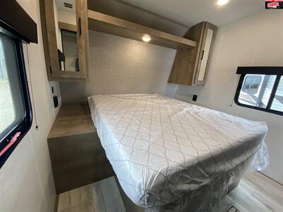 2025 KEYSTONE RV IMPACT 2813   - Photo 34 - Waco, TX 76712