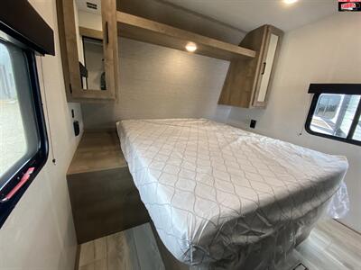 2025 KEYSTONE RV IMPACT 2813   - Photo 33 - Waco, TX 76712