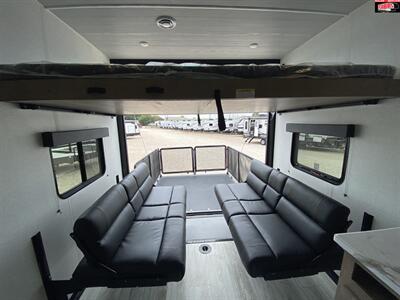 2025 KEYSTONE RV IMPACT 2813   - Photo 17 - Waco, TX 76712