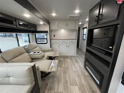 2025 VENTURE RV SPORTTREK 291VRK   - Photo 28 - Waco, TX 76712