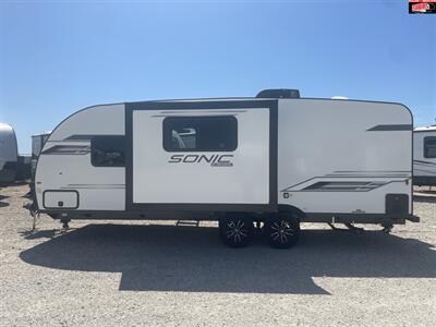 2025 VENTURE RV SONIC 220VRB   - Photo 4 - Waco, TX 76712