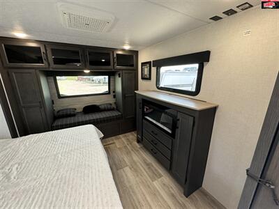 2025 VENTURE RV SPORTTREK TOURING 312VBH   - Photo 31 - Waco, TX 76712