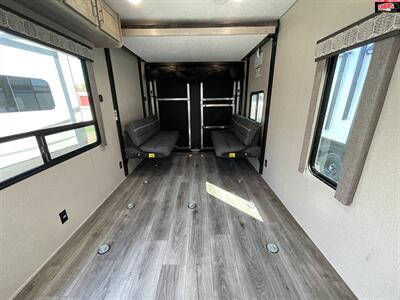 2022 COACHMEN CATALINA 30THS   - Photo 33 - Waco, TX 76712