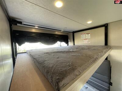 2022 COACHMEN CATALINA 30THS   - Photo 16 - Waco, TX 76712