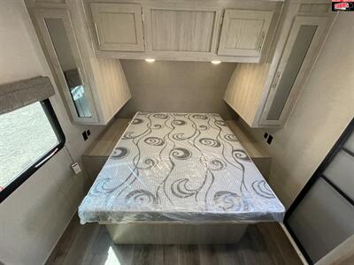 2022 COACHMEN CATALINA 30THS   - Photo 27 - Waco, TX 76712