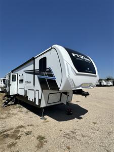 2025 KEYSTONE RV IMPACT 415  