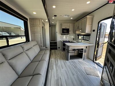 2025 KEYSTONE RV IMPACT 415   - Photo 28 - Waco, TX 76712