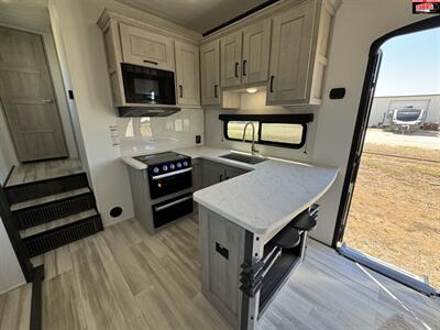 2025 KEYSTONE RV IMPACT 415   - Photo 19 - Waco, TX 76712