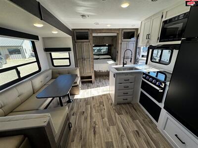 2024 VENTURE RV SPORTTREK 332VBH   - Photo 15 - Waco, TX 76712