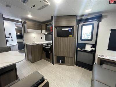 2025 VENTURE RV SONIC 231VRL   - Photo 28 - Waco, TX 76712