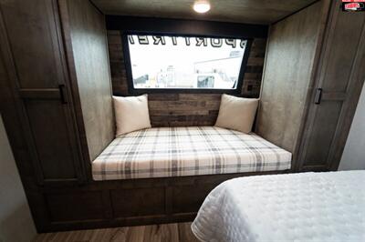 2024 VENTURE RV SPORTTREK TOURING 292VRB   - Photo 29 - Waco, TX 76712