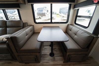 2024 VENTURE RV SPORTTREK TOURING 292VRB   - Photo 19 - Waco, TX 76712