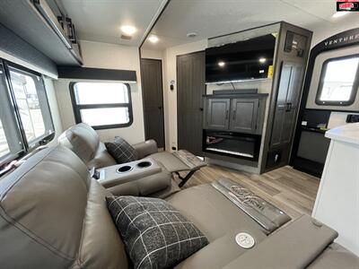 2025 VENTURE RV SPORTTREK TOURING 343VBH   - Photo 39 - Waco, TX 76712