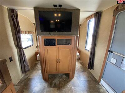 2014 Forest River GREY WOLF 23DBH   - Photo 24 - Waco, TX 76712