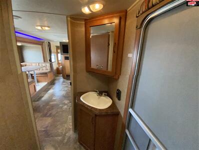 2014 Forest River GREY WOLF 23DBH   - Photo 22 - Waco, TX 76712