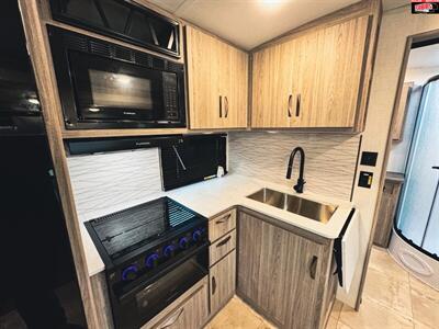 2024 KEYSTONE RV PASSPORT GT 2605RB   - Photo 13 - Waco, TX 76712