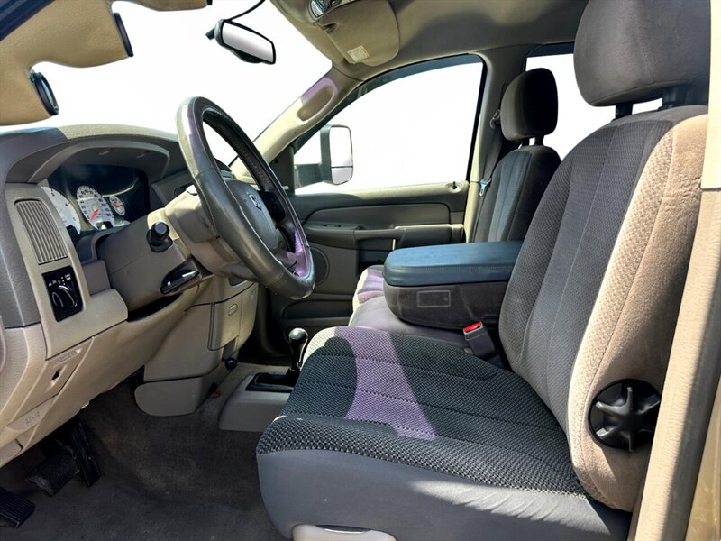 2004 Dodge Ram 3500 ST - Photo 10 - Reno, NV 89502