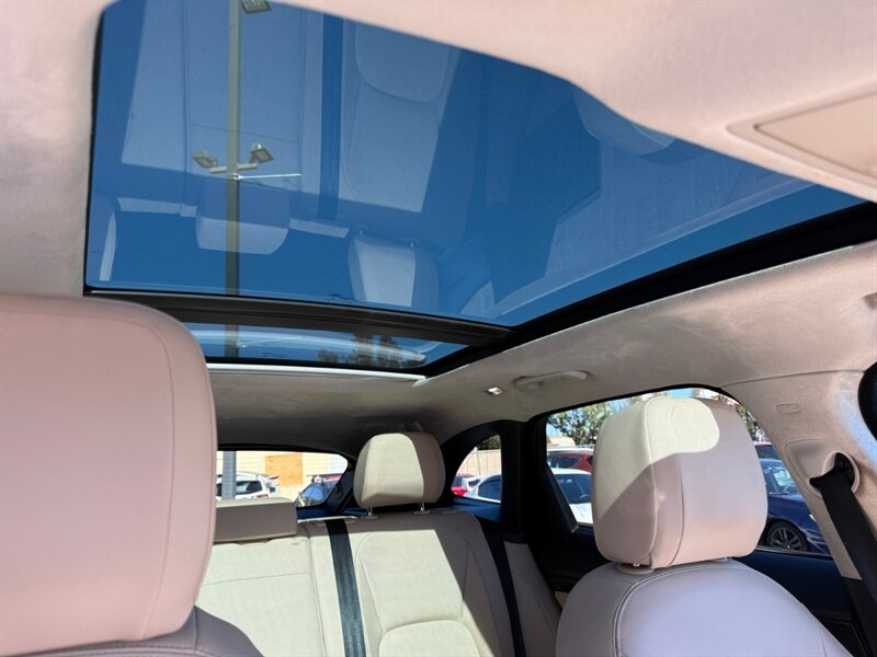 2019 Jaguar F-PACE 25t Premium - Photo 16 - Reno, NV 89502