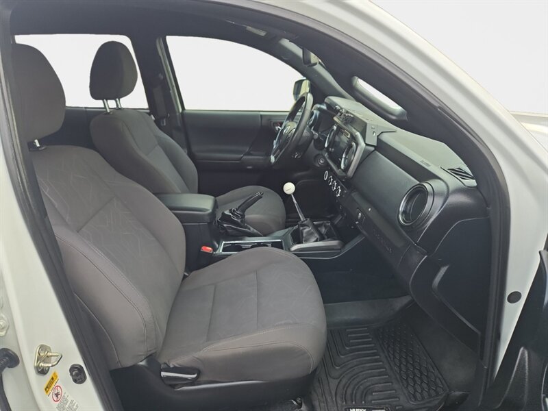 2016 Toyota Tacoma TRD Off-Road - Photo 15 - Reno, NV 89502