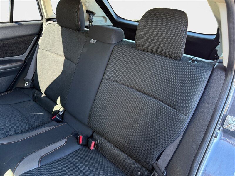 2016 Subaru Crosstrek 2.0i Premium - Photo 13 - Reno, NV 89502