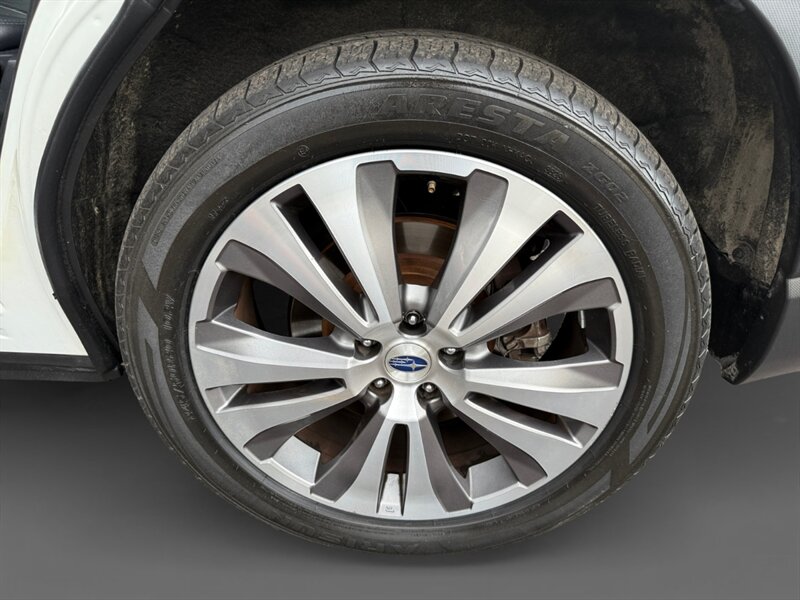 2020 Subaru Ascent Limited - Photo 14 - Reno, NV 89502