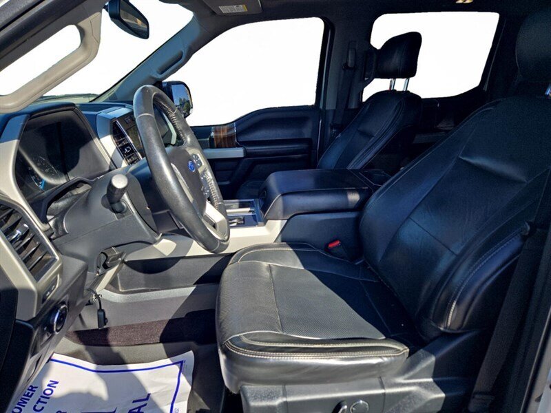 2017 Ford F-150 Lariat - Photo 9