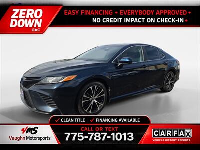 2018 Toyota Camry SE Sedan